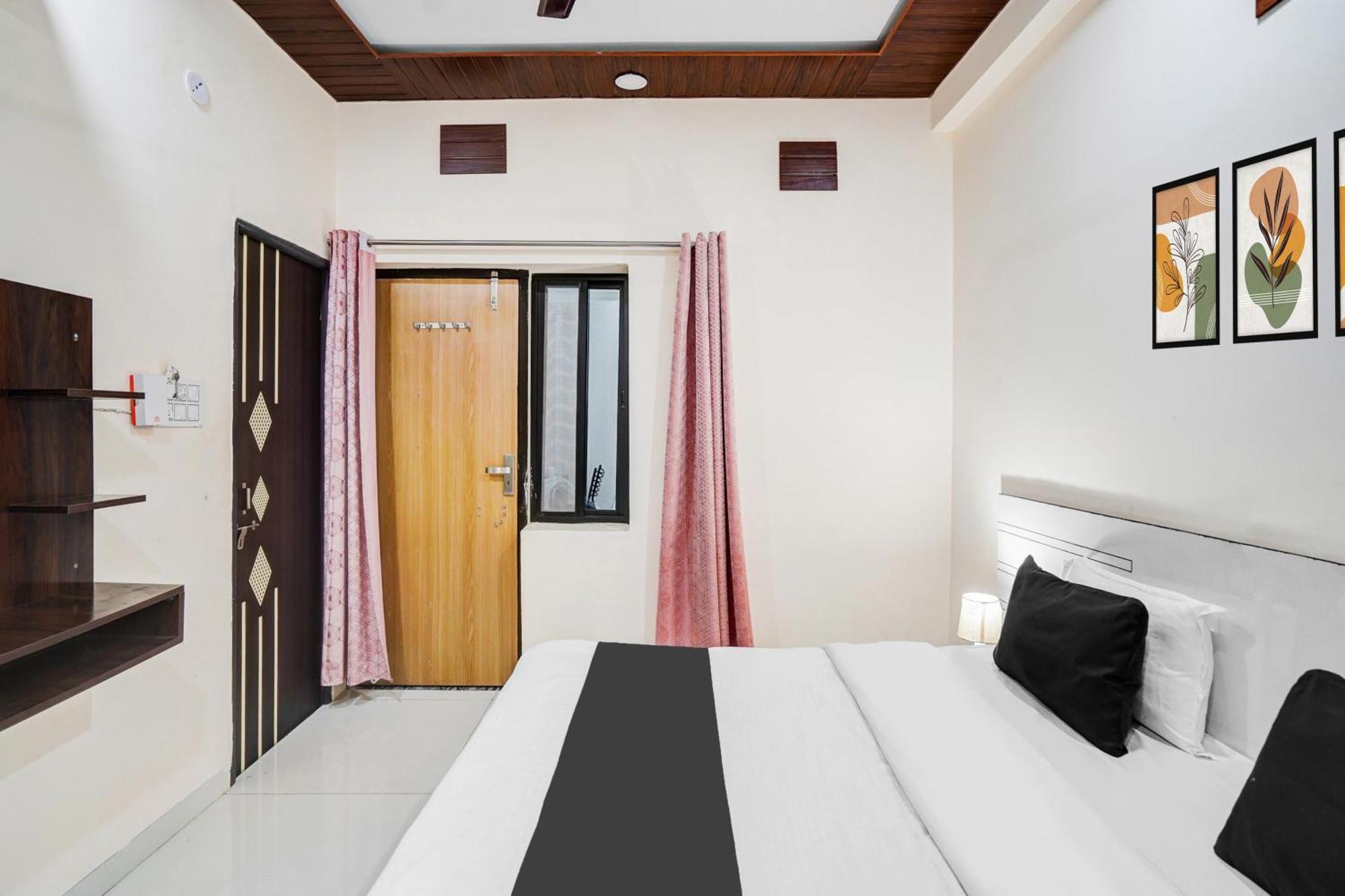 Super Hotel O Brilliant Convention Centre Formerly Madhur Shree Indore Bagian luar foto